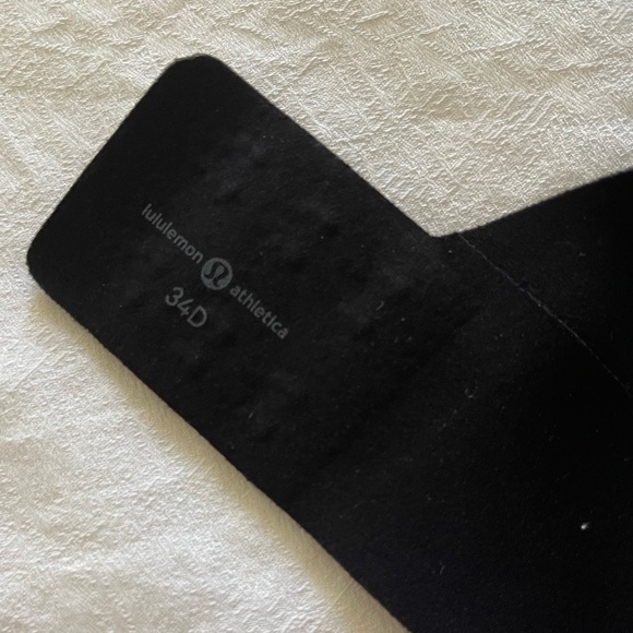 Black Lululemon bra - Picture 5 of 5